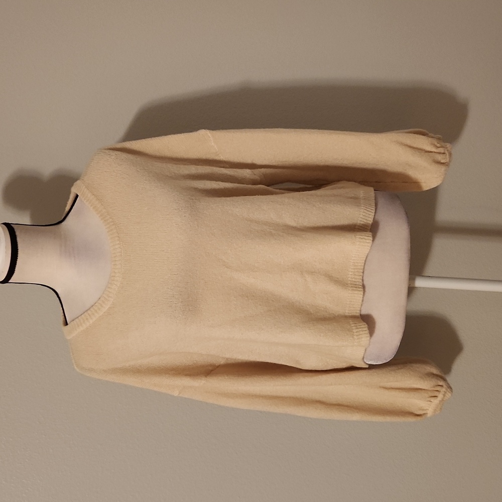 HYFVE cream pull over